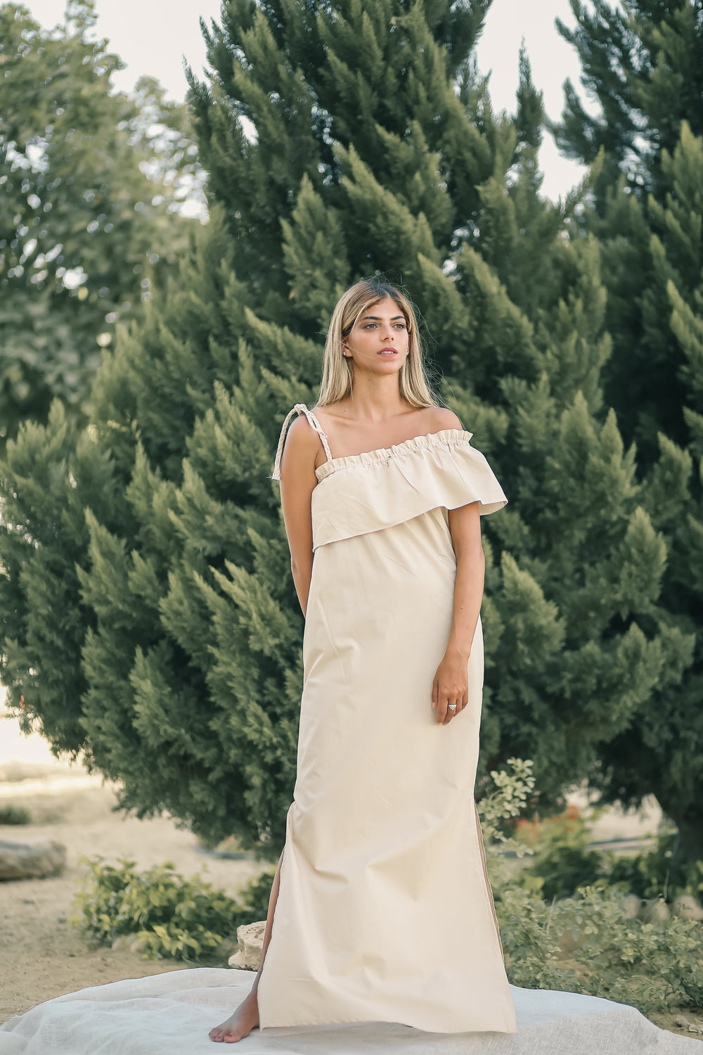 Off-Shoulder Terra Kaftan