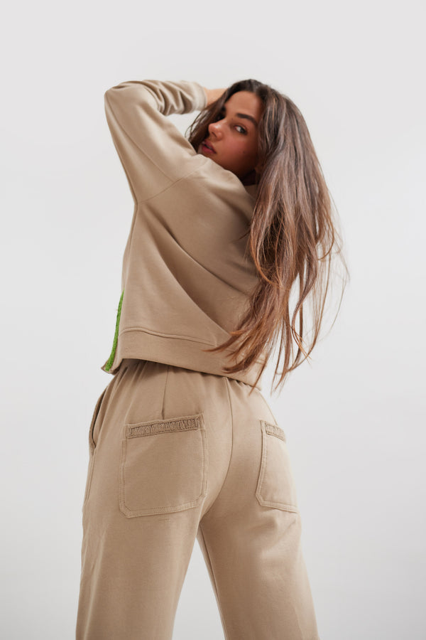 Treccia Beige Straight Sweatpants