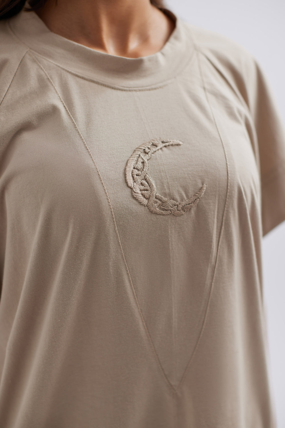 La Luna Beige T-Shirt